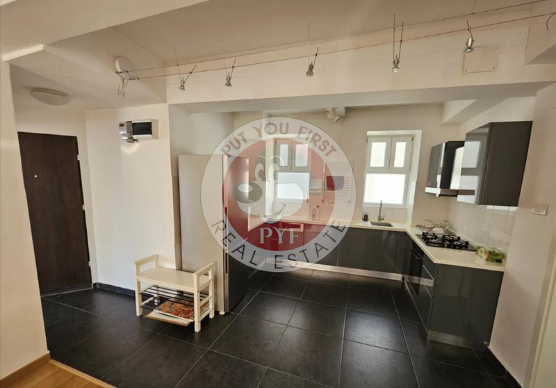 Parcul Cismigiu | 3 camere | Semidecomandat | 94mp | B12118